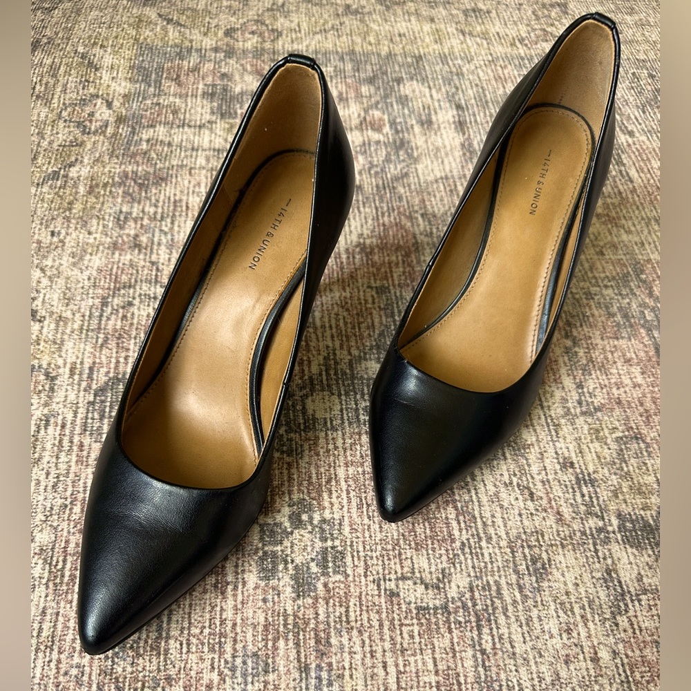 14th & Union (Nordstrom) Black Pointed Heels. 2.5”